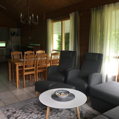 Sauna Apaja Villa Naantali Kültér fotó